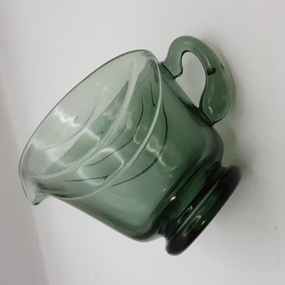 Vintage Molded Glass Footed Creamer Forest Green - Picture 7 of 8